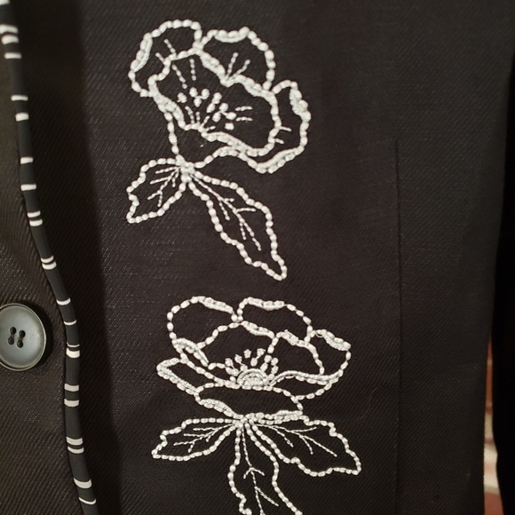 MARY MCFADDEN EMBROIDERED BLACK BLAZER 10 - Picture 4 of 8